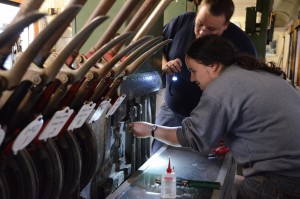 Arbeiten an der Hebelbank