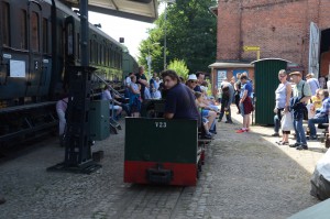 Reger Betrieb auf der Feldbahn