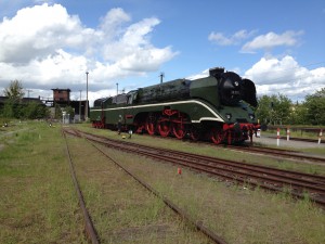 Schnellzugdampflok 18 201 am 17. Mai 2015 in Schwerin
