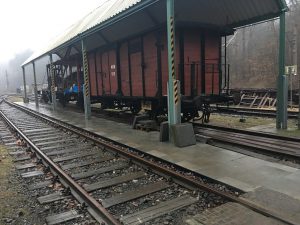 Ein Teil des neuen Bahnsteigs zwischen den Gleisen 10 und 11