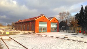 In der Abendsonne strahlt auch unser Lokschuppen in Schönberg, auch nach Wechsel der Pächter der Infrastruktur herrscht winterliche Betriebsruhe.